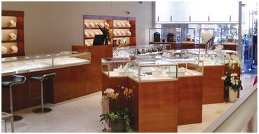 Display Cases and Jewelry Showcases